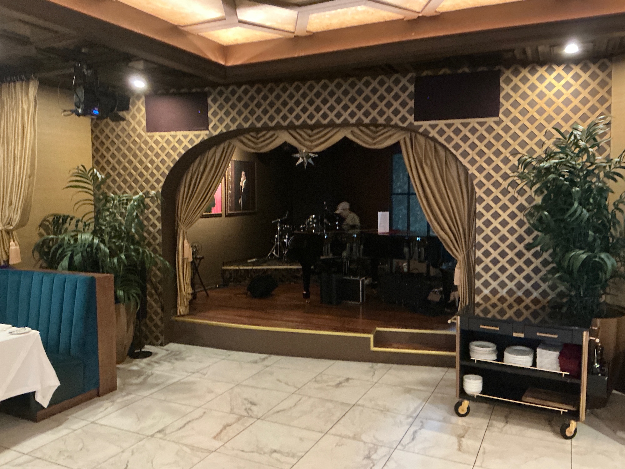 Italian Restaurant Custom Drapery Hospitality Designer Draperies Nj