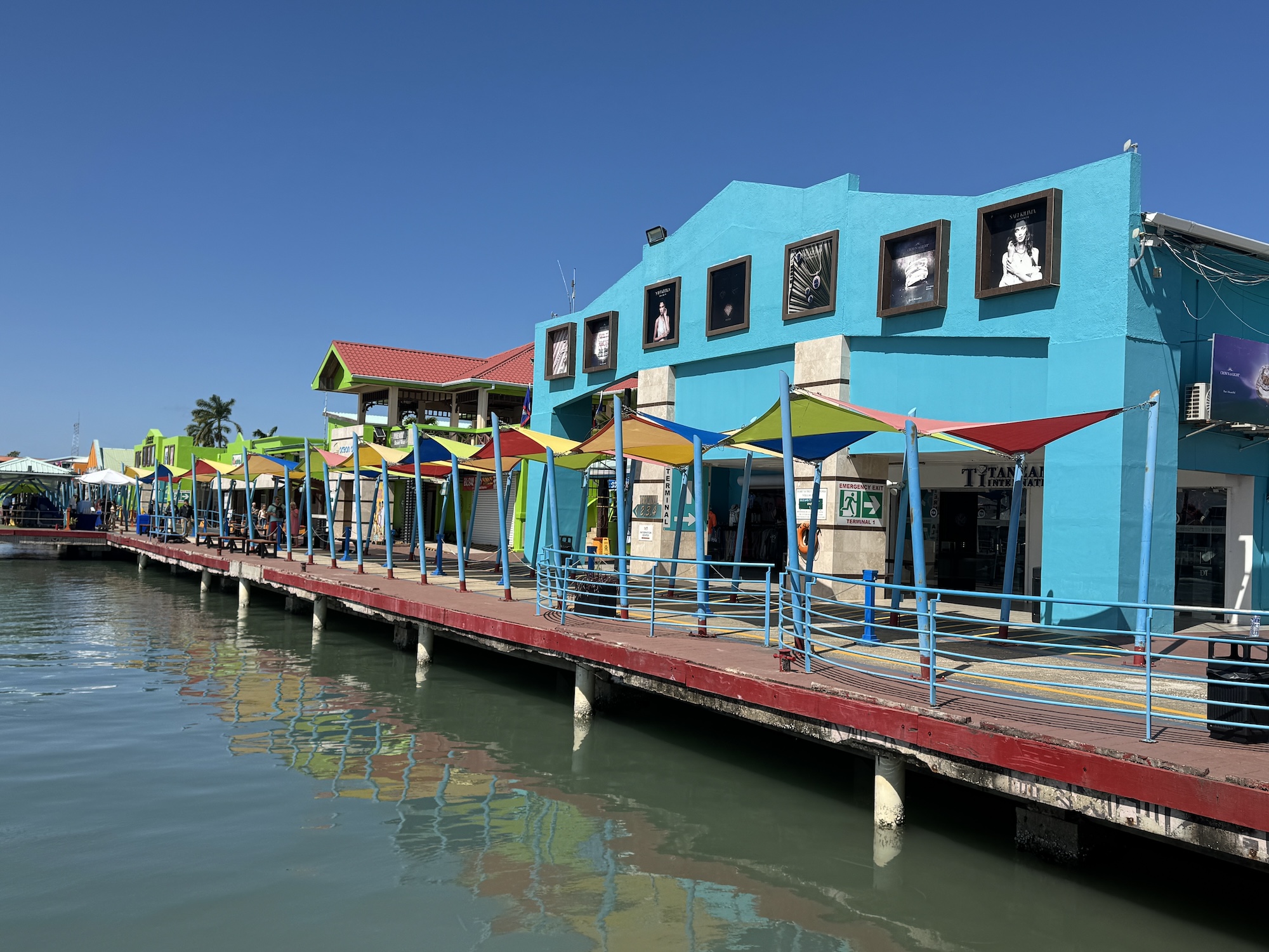 Mahogany Bay Roatan